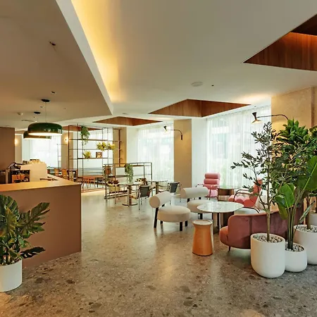 United Hotel-2